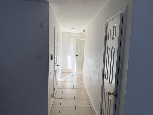 4600 Alamosa Street, Fort Worth, TX 76119