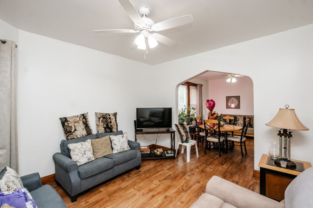 3417 W Evergreen Avenue, Chicago, IL 60651 — photo 3