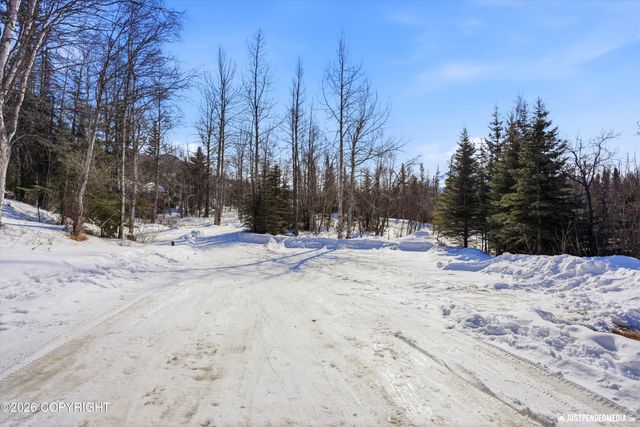 19031 Upper McCrary Road, Eagle River, AK 99577