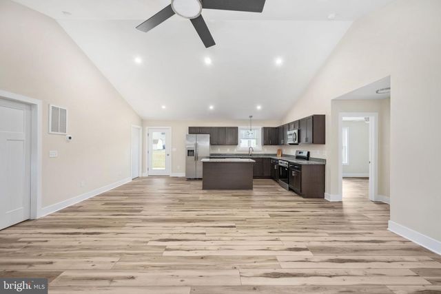 264 DOGWOOD DR, Louisa, VA 23093
