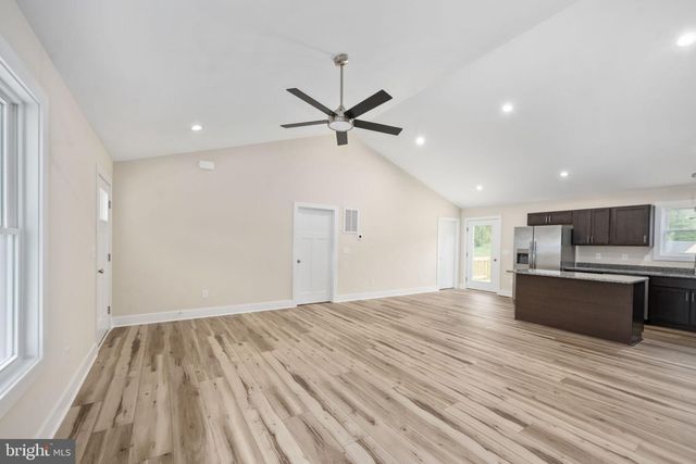 264 DOGWOOD DR, Louisa, VA 23093