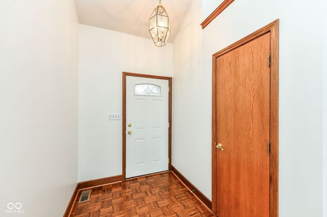 13764 Roswell Drive, Carmel, IN 46032