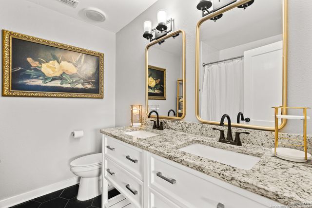 1443 W Kings Hwy, San Antonio, TX 78201