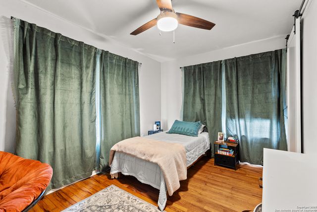 1443 W Kings Hwy, San Antonio, TX 78201