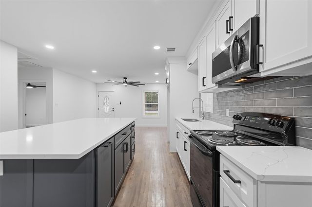 1901 S Jefferson Street, Kaufman, TX 75142