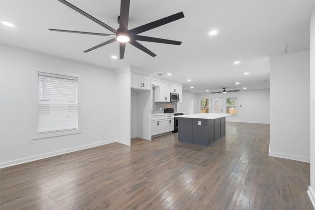 1901 S Jefferson Street, Kaufman, TX 75142