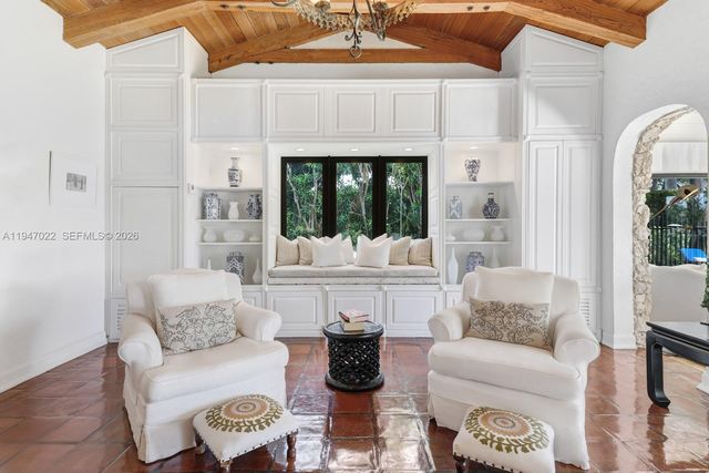 56 S Hibiscus Dr, Miami Beach, FL 33139