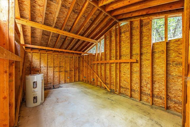 80 Virginia Ln, Newport, WA 99156