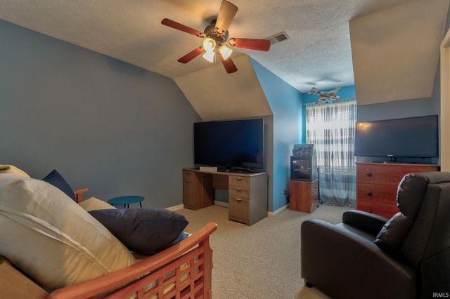 10124 Brookline Drive, Evansville, IN 47711