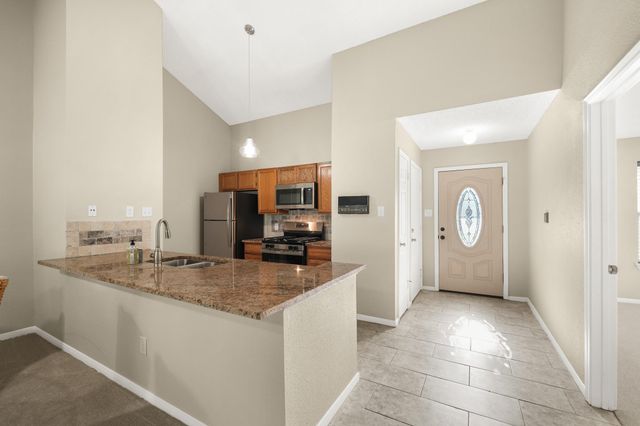 702 W Country Grove Circle, Pearland, TX 77584