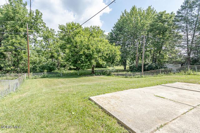 5054 Kitchener Drive, Toledo, OH 43615