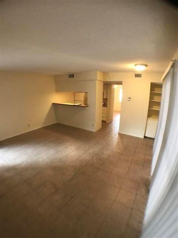 2610 Salado ST 105, Austin, TX 78705