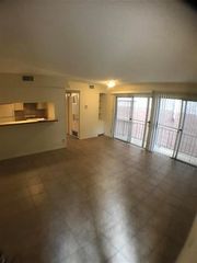 2610 Salado ST 105, Austin, TX 78705