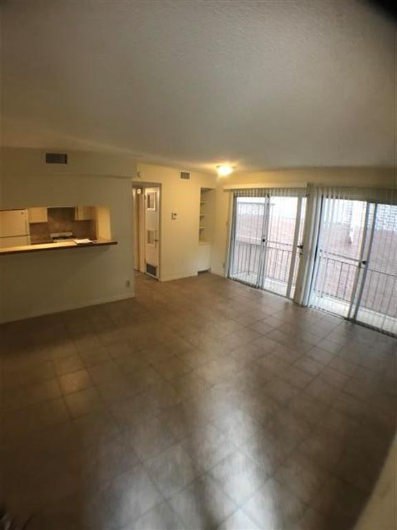 2610 Salado ST 105, Austin, TX 78705