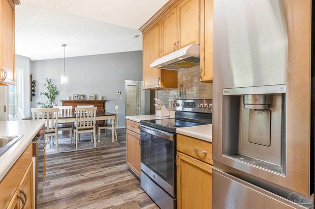 6332 Jason Dr, Milton, FL 32570