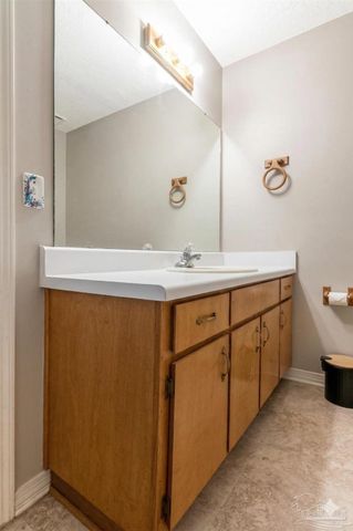 6332 Jason Dr, Milton, FL 32570