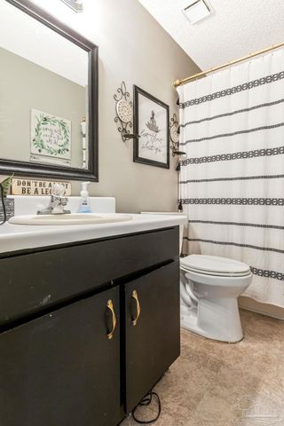 6332 Jason Dr, Milton, FL 32570