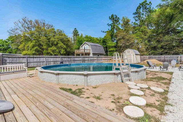 6332 Jason Dr, Milton, FL 32570