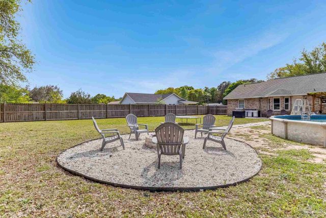 6332 Jason Dr, Milton, FL 32570