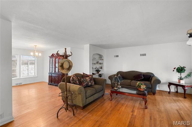 110 E Main Street, Hayti, MO 63851