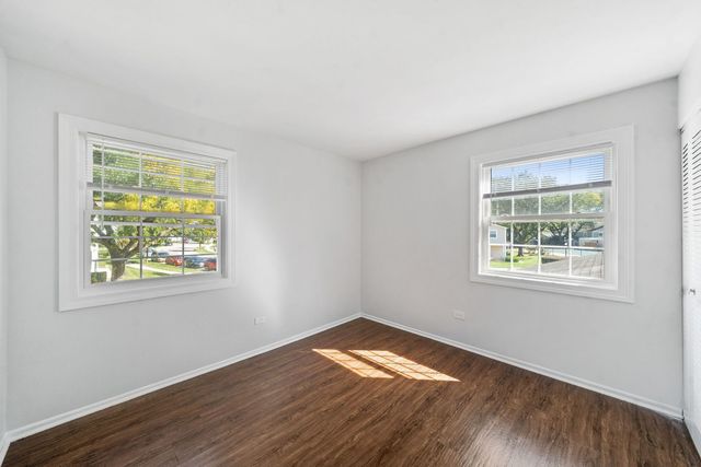 1323 Braver Court 1323, Wheeling, IL 60090