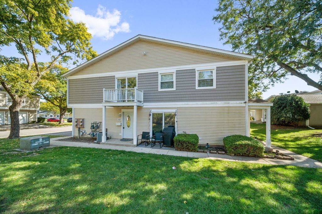 1323 Braver Court 1323, Wheeling, IL 60090