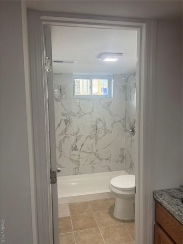 447 Albany Avenue, Amityville, NY 11701