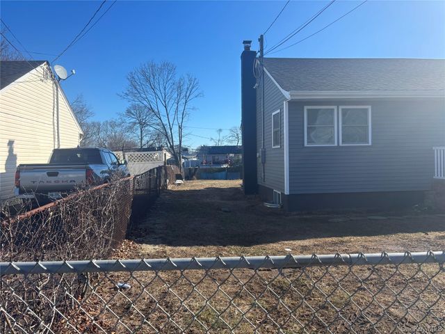 447 Albany Avenue, Amityville, NY 11701