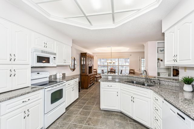 157 Kel-wen Circle, Destin, FL 32541