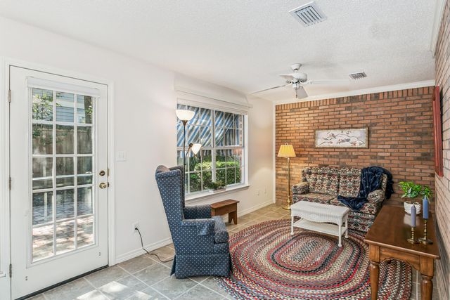 157 Kel-wen Circle, Destin, FL 32541