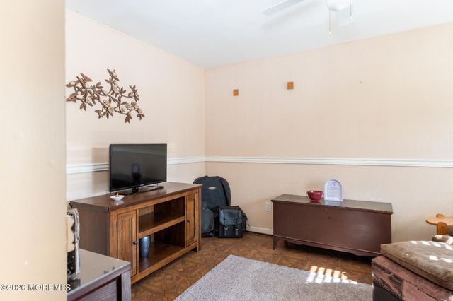 510 Signal Lane, Toms River, NJ 08755