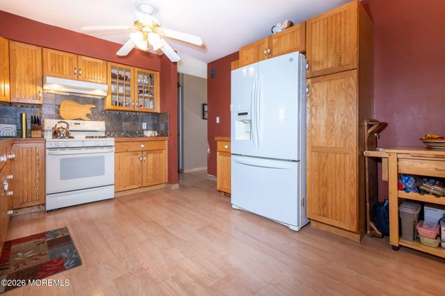 510 Signal Lane, Toms River, NJ 08755