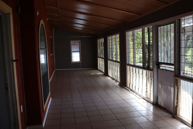 607 S. Hamilton Street, San Antonio, TX 78207