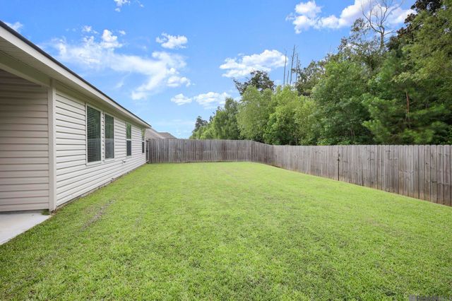 8278 Fairlane Dr, Denham Springs, LA 70726