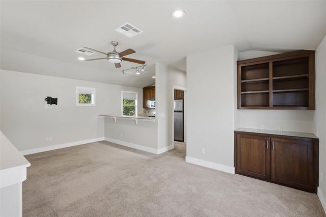 1315 W Anderson LN B, Austin, TX 78757
