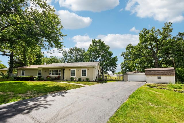 201 Laura Avenue, Shorewood, IL 60404