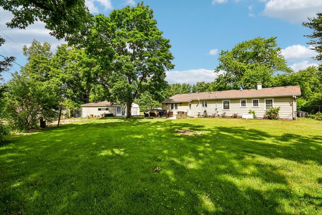 201 Laura Avenue, Shorewood, IL 60404