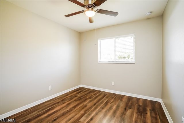 1724 SW 2nd PL, Cape Coral, FL 33991