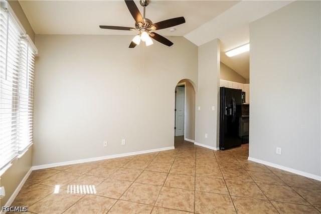 1724 SW 2nd PL, Cape Coral, FL 33991