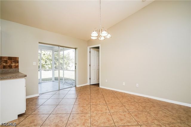 1724 SW 2nd PL, Cape Coral, FL 33991
