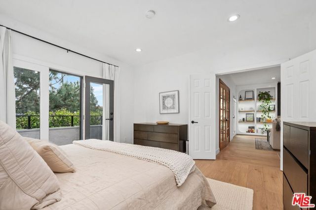 1133 9th Street 202, Santa Monica, CA 90403