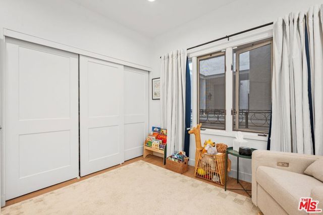 1133 9th Street 202, Santa Monica, CA 90403