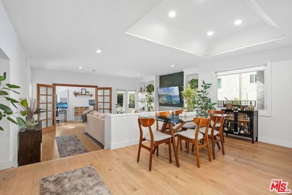 1133 9th Street 202, Santa Monica, CA 90403