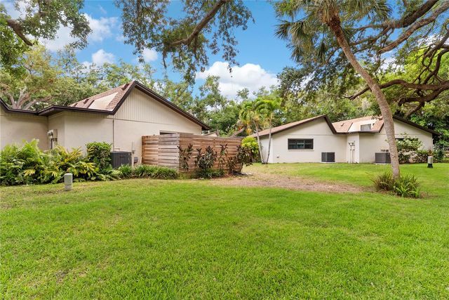 2242 CIRCLEWOOD DRIVE 24, Sarasota, FL 34231
