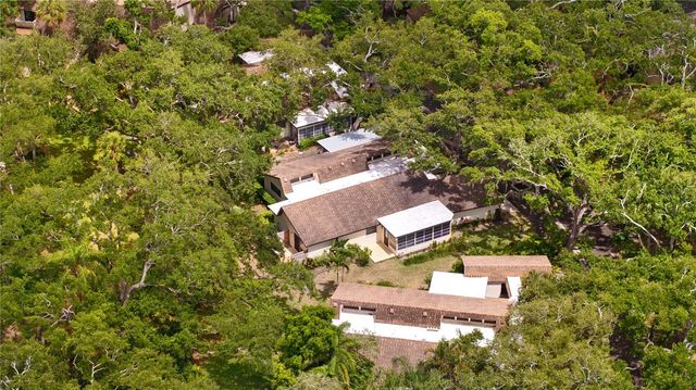 2242 CIRCLEWOOD DRIVE 24, Sarasota, FL 34231