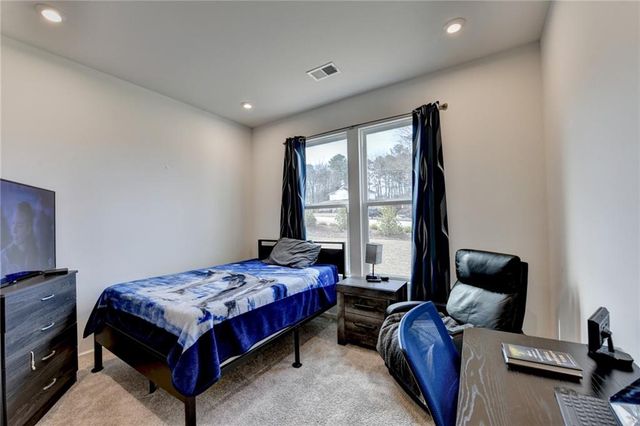 611 Sugar Prairie Bend, Lawrenceville, GA 30045