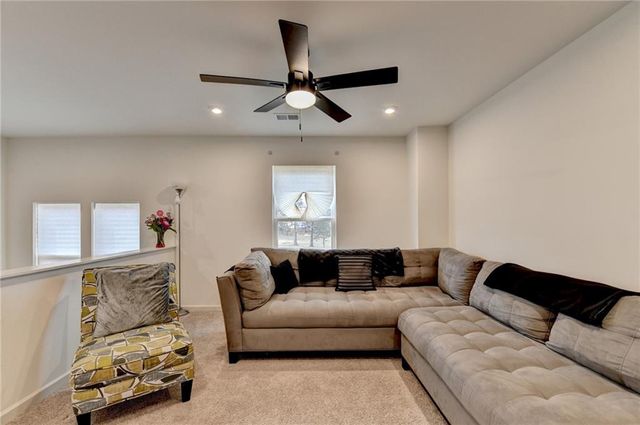 611 Sugar Prairie Bend, Lawrenceville, GA 30045