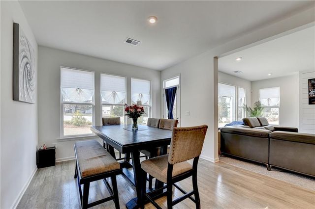 611 Sugar Prairie Bend, Lawrenceville, GA 30045