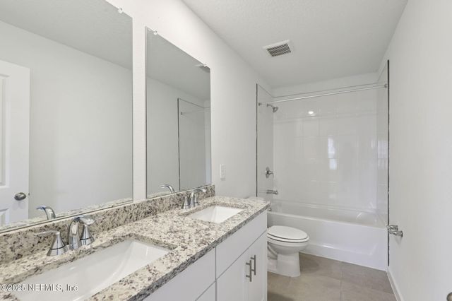 7803 CAHILL Lane, Jacksonville, FL 32219