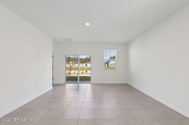 7803 CAHILL Lane, Jacksonville, FL 32219